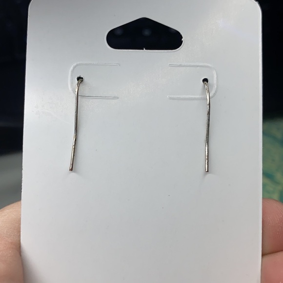 Simple pearl-like dangle earrings​ - Picture 3 of 3